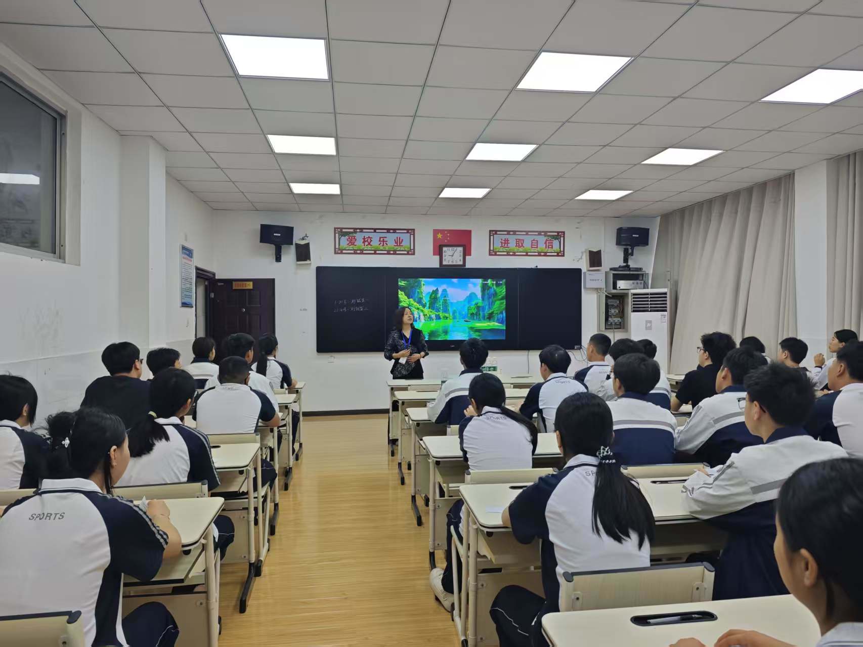 桑植职中完成普通话测试工作